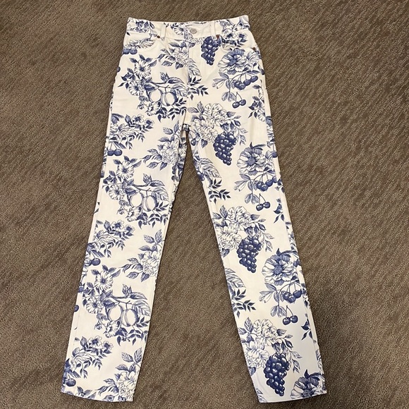 Reformation Toile High Rise Straight Jeans- Blue fruit and floral print - Picture 4 of 7
